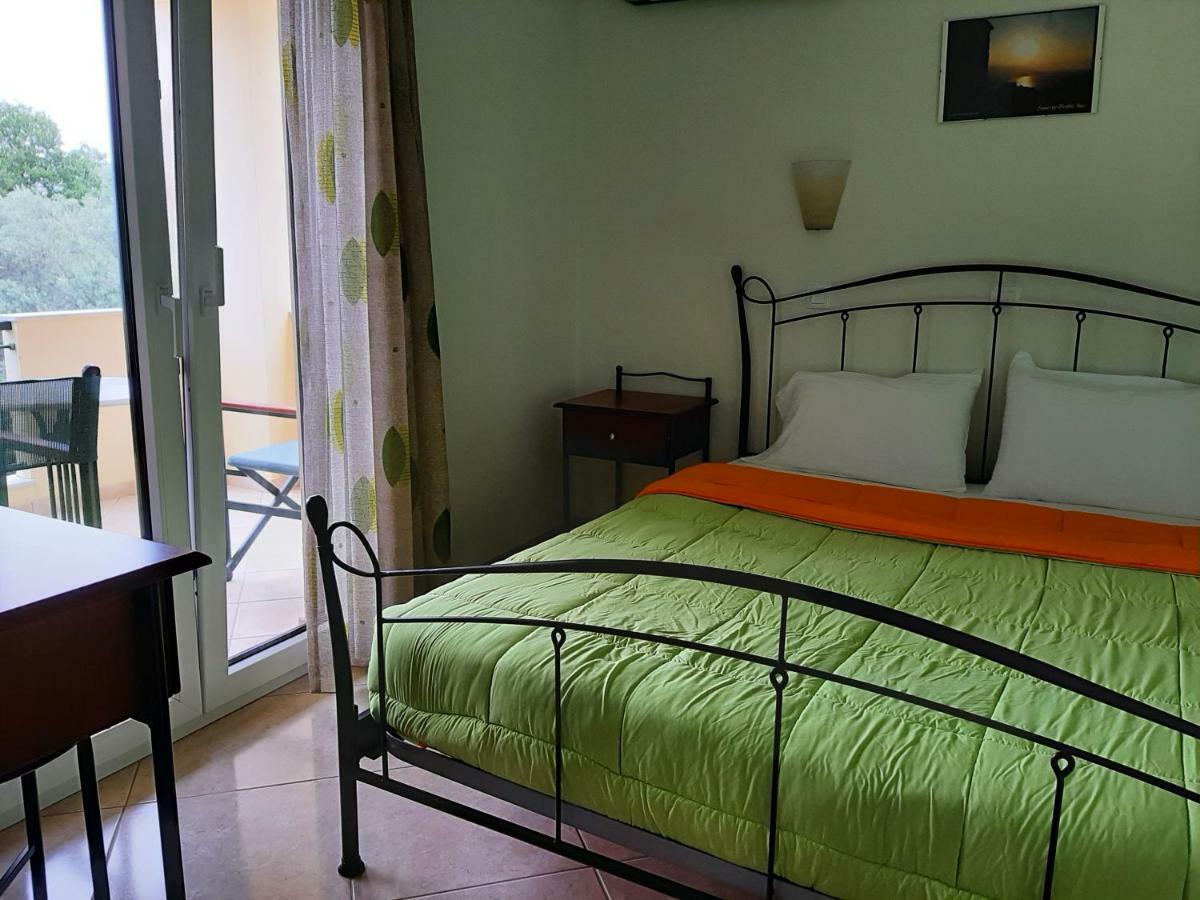 Marina Apartments Κοκκάρι Εξωτερικό φωτογραφία